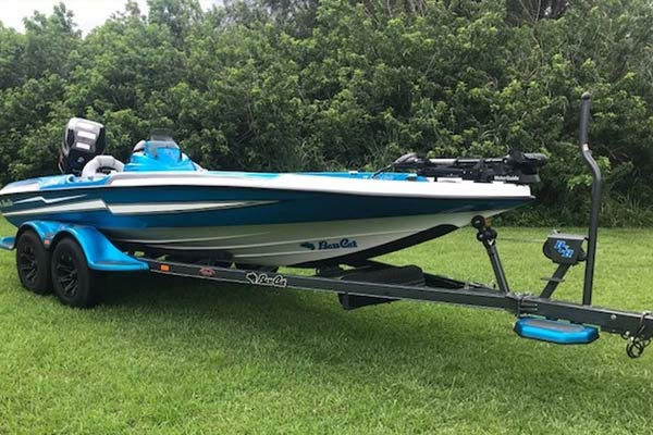 2017 Bass Cat Caracal For Sale