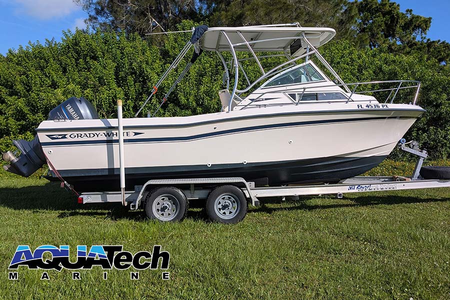 1995 Grady White 222 Seafarer Overnighter Boat
