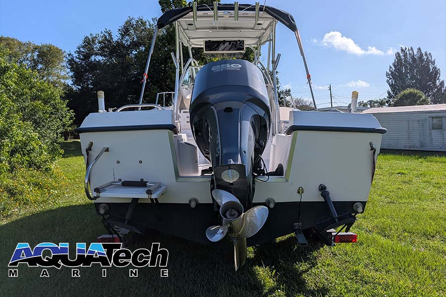 1995 Grady White 222 Seafarer Overnighter Boat