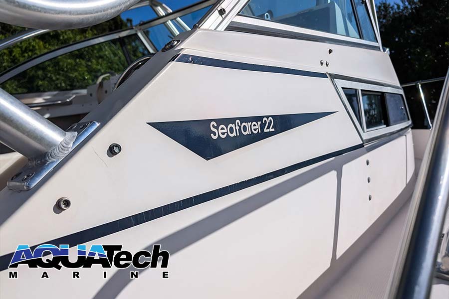 1995 Grady White 222 Seafarer Overnighter Boat