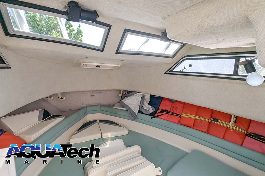 1995 Grady White 222 Seafarer Overnighter Boat