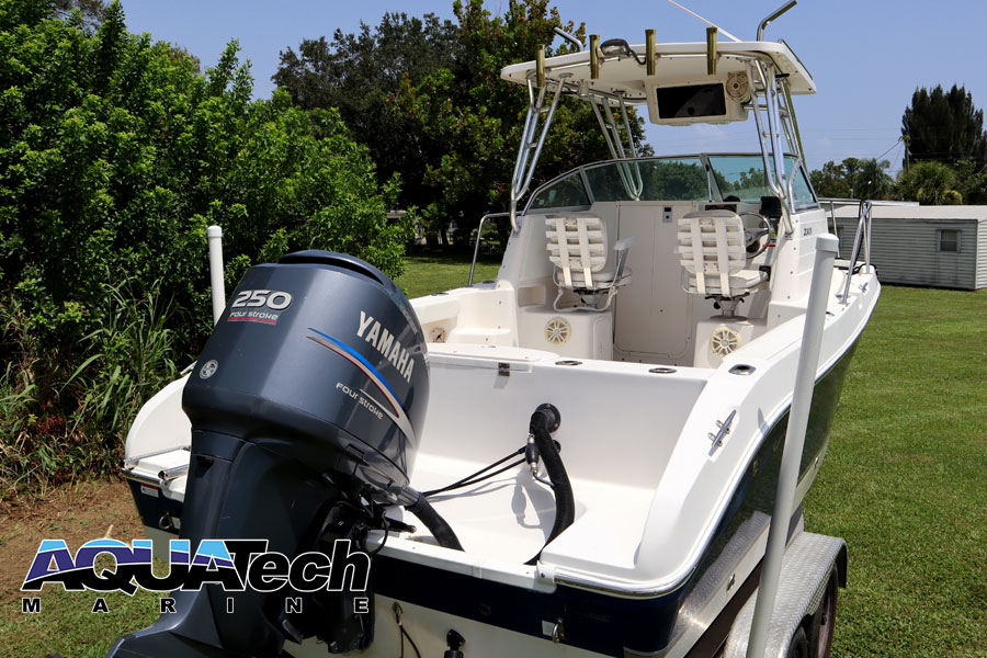 2005 Seaswirl Striper 2301 WA
