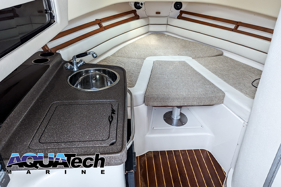 2006 Grady White Marlin 300