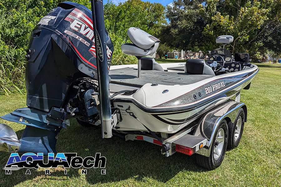 2006 Stratos 201 Pro XL Bass Boat