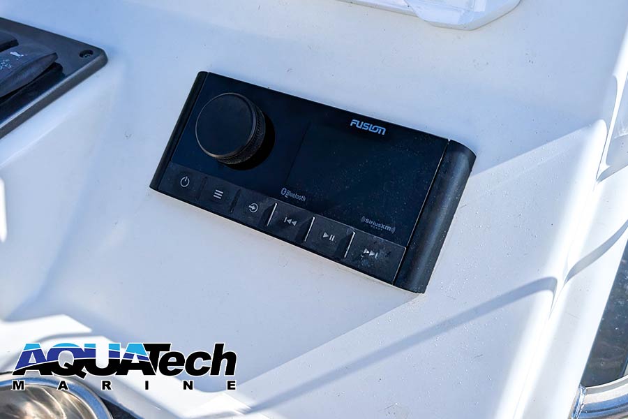 2014 ShearWater 23TE Bay Boat