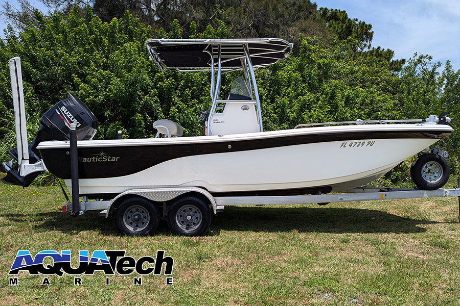 2015 NauticStar 210 Angler Center Console