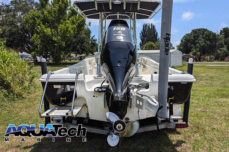2015 NauticStar 210 Angler Center Console