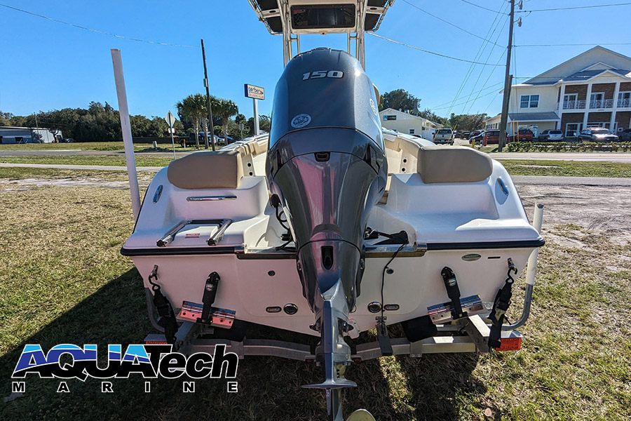2017 Key West 203FS Center Console Boat