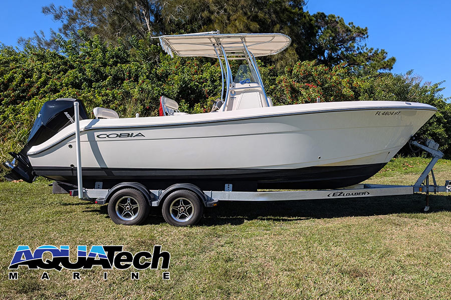 2019 Cobia 237 CC