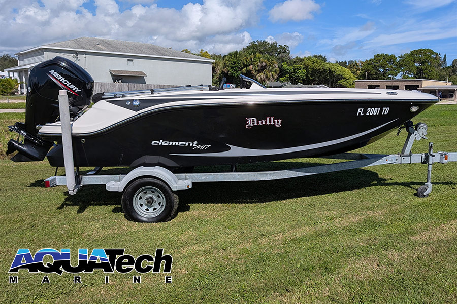2022 Bayliner M17 Deck Boat