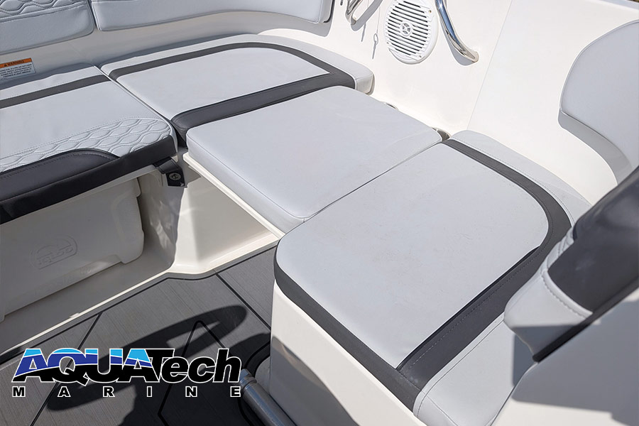 2022 Bayliner M17 Deck Boat