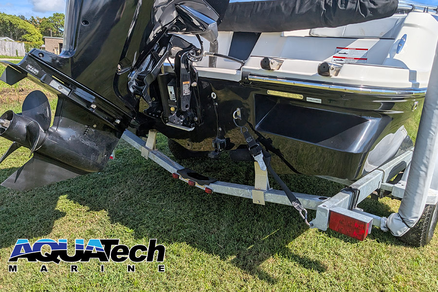 2022 Bayliner M17 Deck Boat