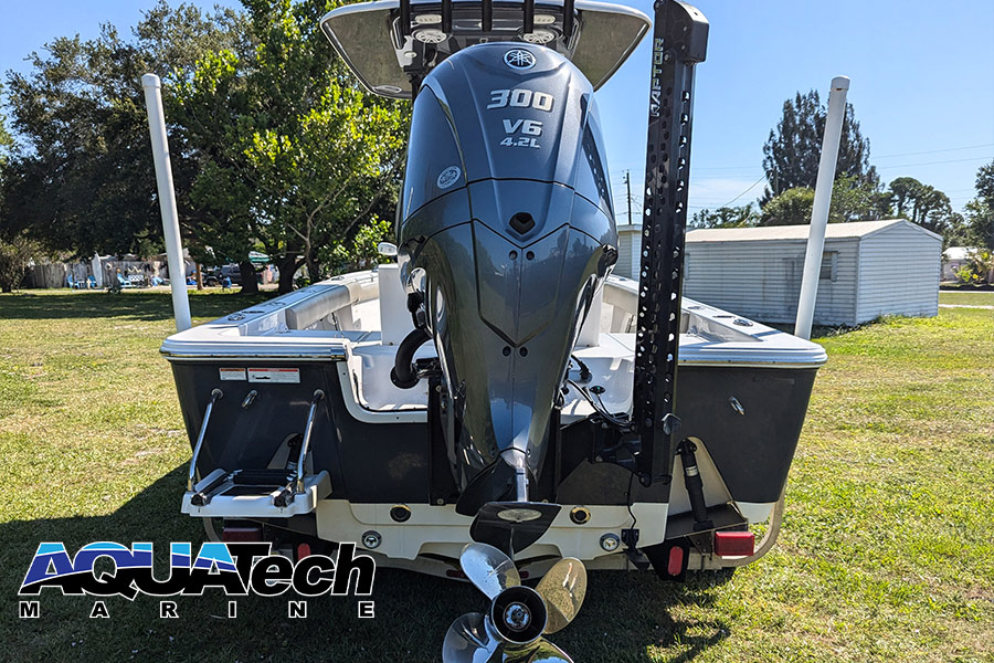 2022 Sportsman Masters 247OE Center Console Bay Boat