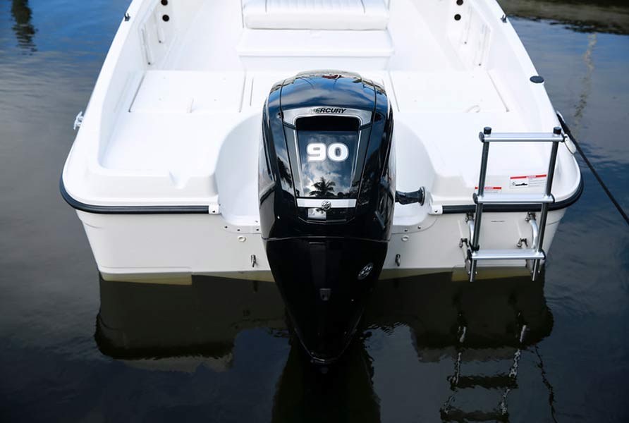 Bayliner Element F18 Center Consol Boat