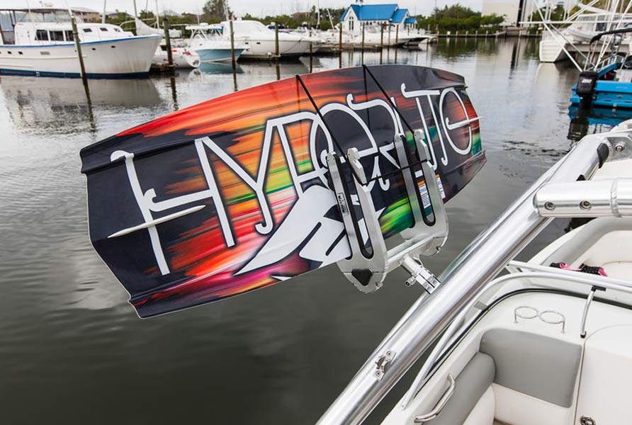 Bayliner 215 Deck Boat