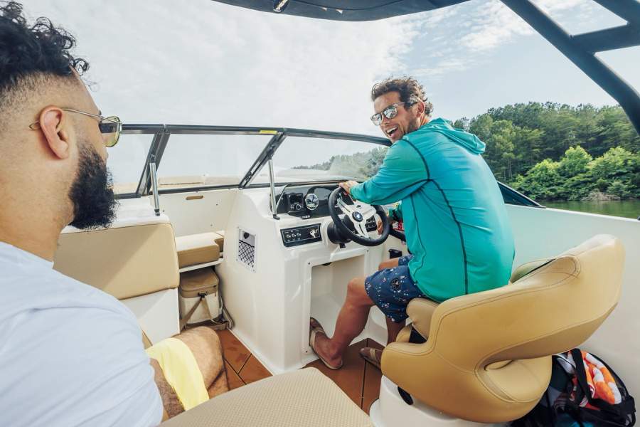 Bayliner D20 Deck Boat