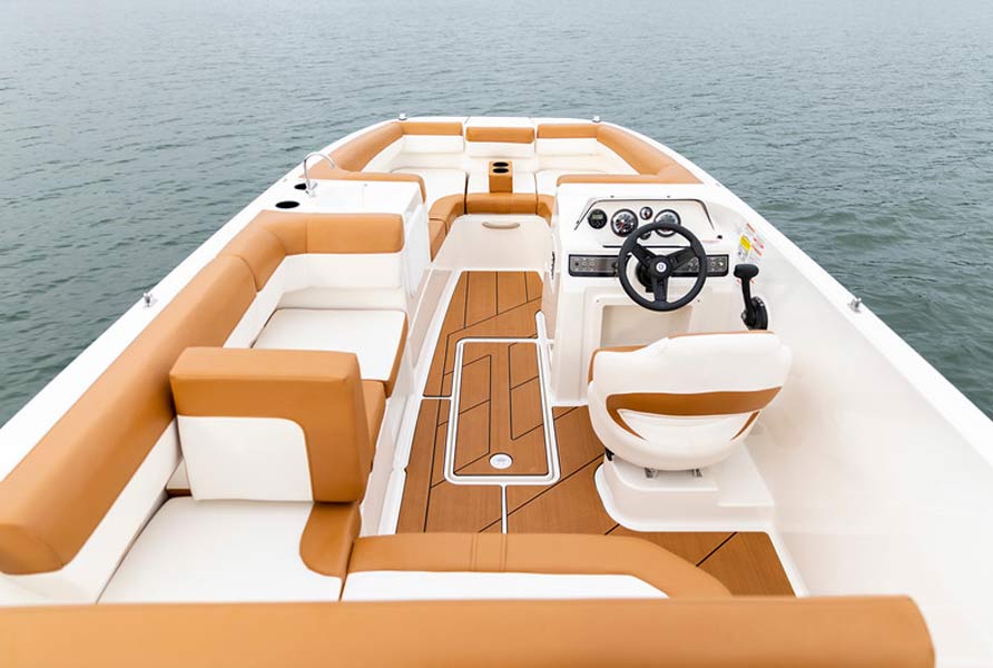 Bayliner DX2000 Deck Boat Buy A New Bayliner DX2000 Today!