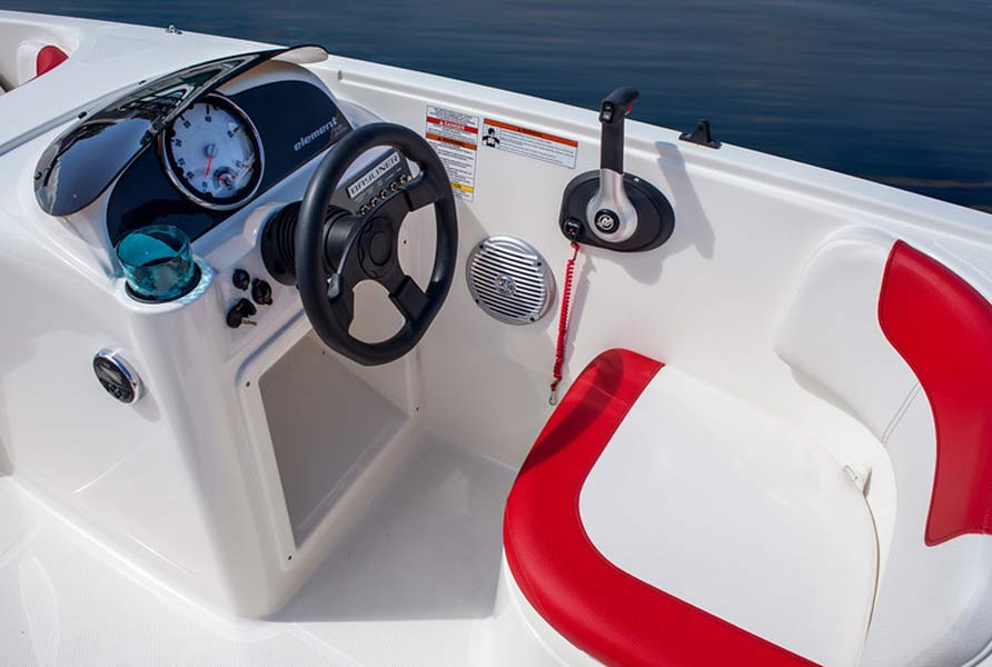 Bayliner Element E18 Deck Boat