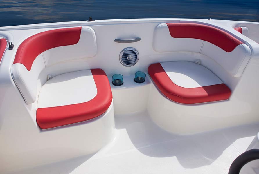 Bayliner Element E18 Deck Boat