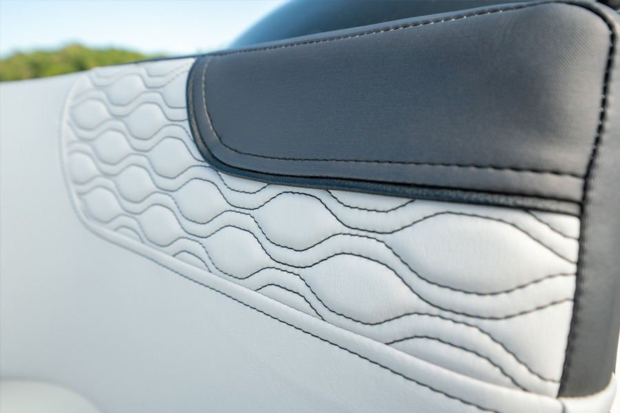 Bayliner Element M15 Deck Boat