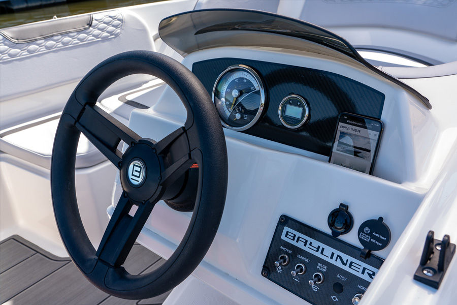 Bayliner Element M15 Deck Boat