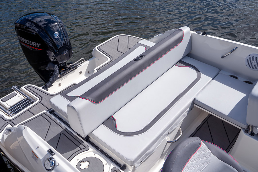 Bayliner Element M19 Deck Boat